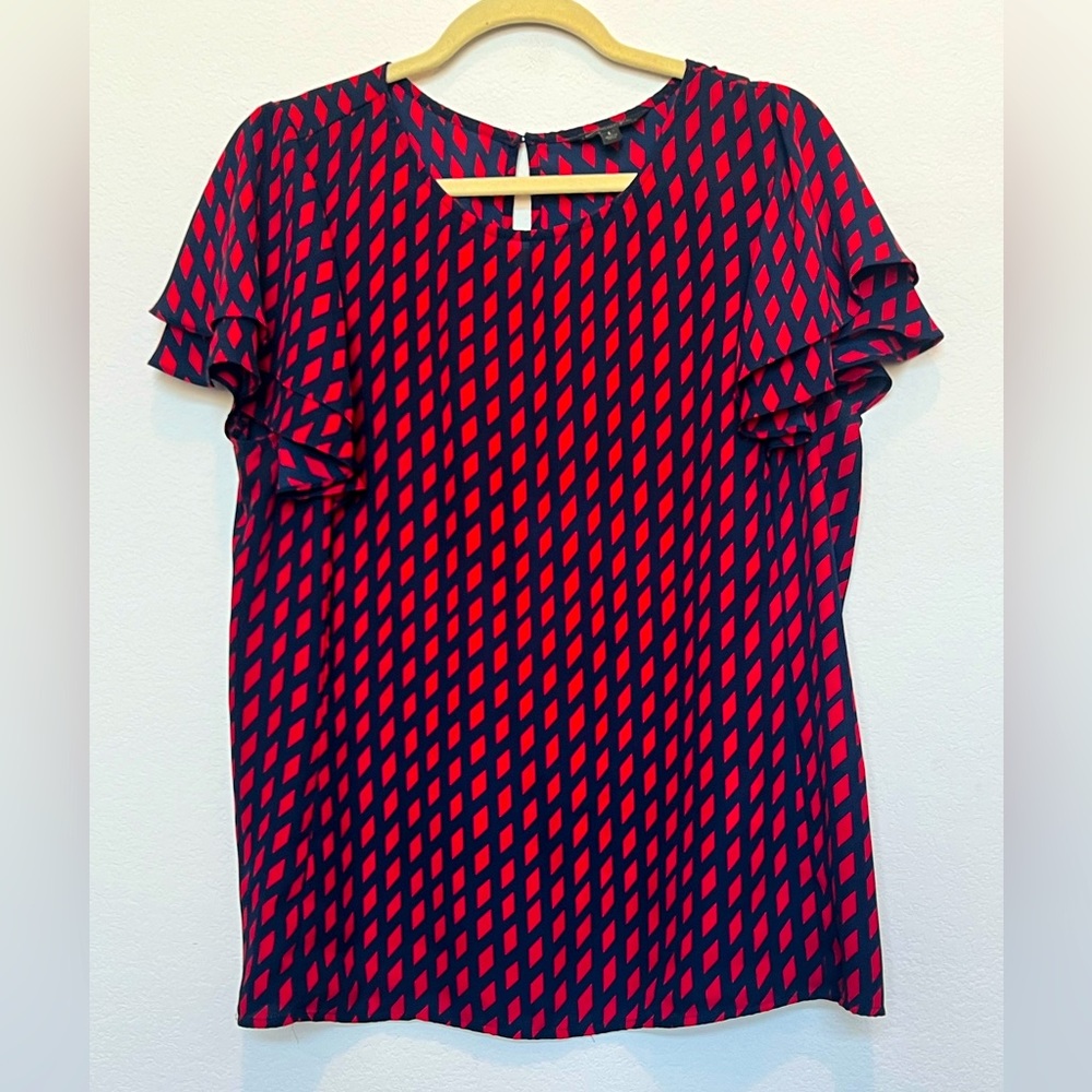 Banana Republic short sleeve pattern blouse